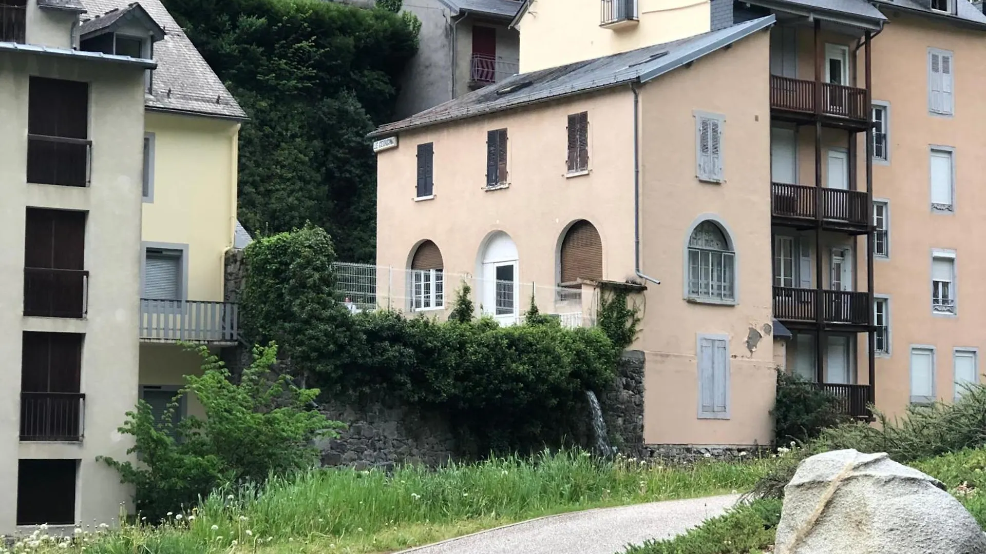 Agreable Studio 4 Personnes Rdc 5Min A Pieds Du Centre, Des Remontees Et Des Thermes Cauterets Apartment