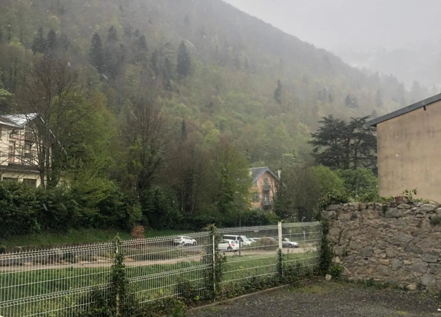 Agreable Studio 4 Personnes Rdc 5Min A Pieds Du Centre, Des Remontees Et Des Thermes Cauterets 0*,